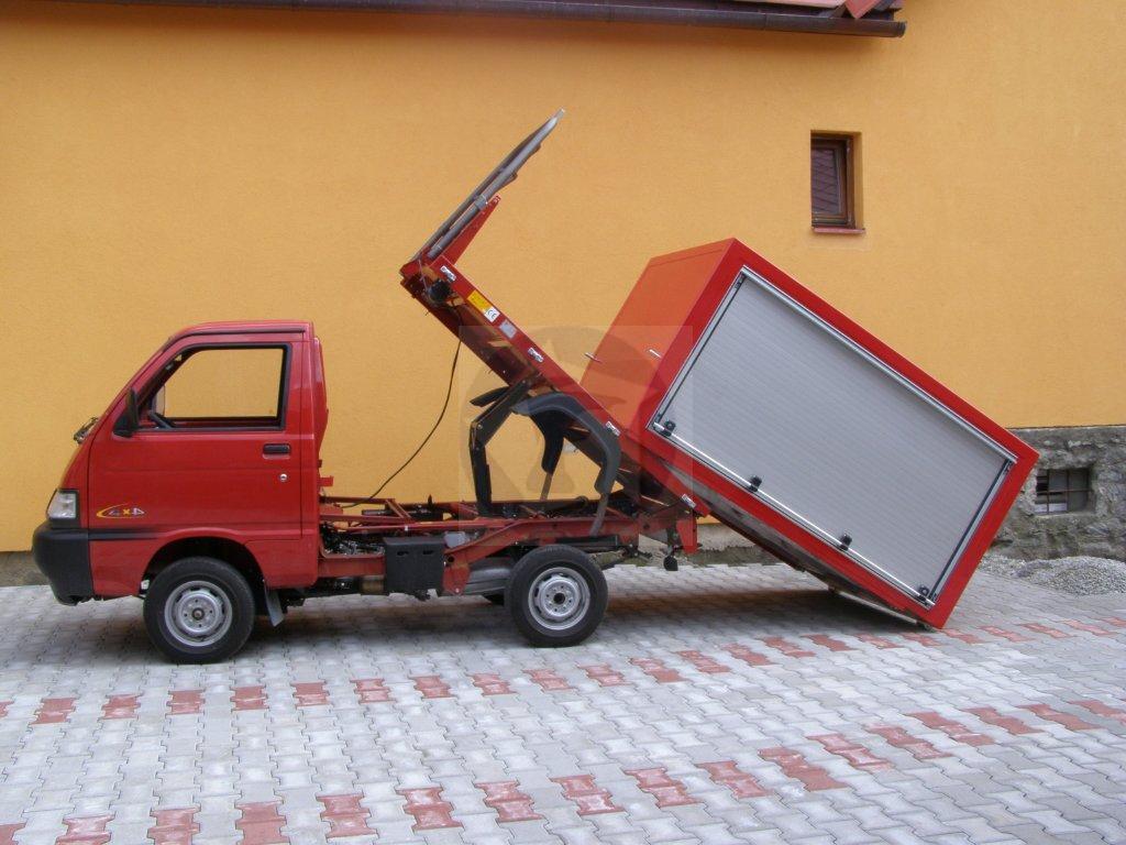 Hasičské vozidlo Piaggio Kombi 4x4