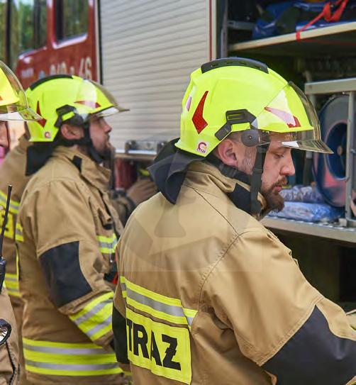 Zásahová prilba TYTAN NEO HTM 103 štít a zátylník