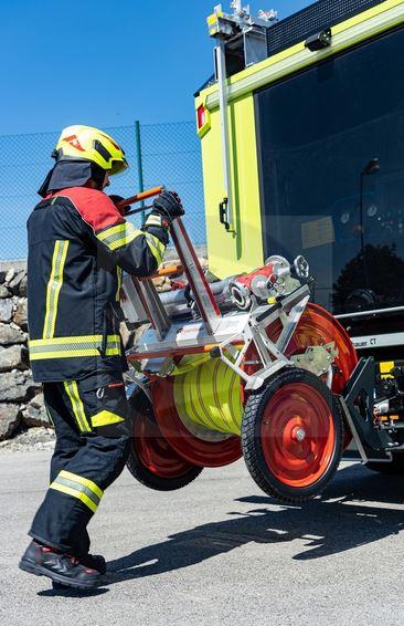 Rosenbauer RTE - jednoosobový navíjač hadíc ľavý alebo pravý