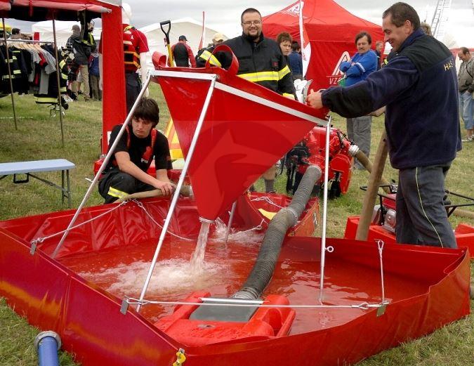 Skladací lievik IFF01 790x790x750 so stojanom a taškou