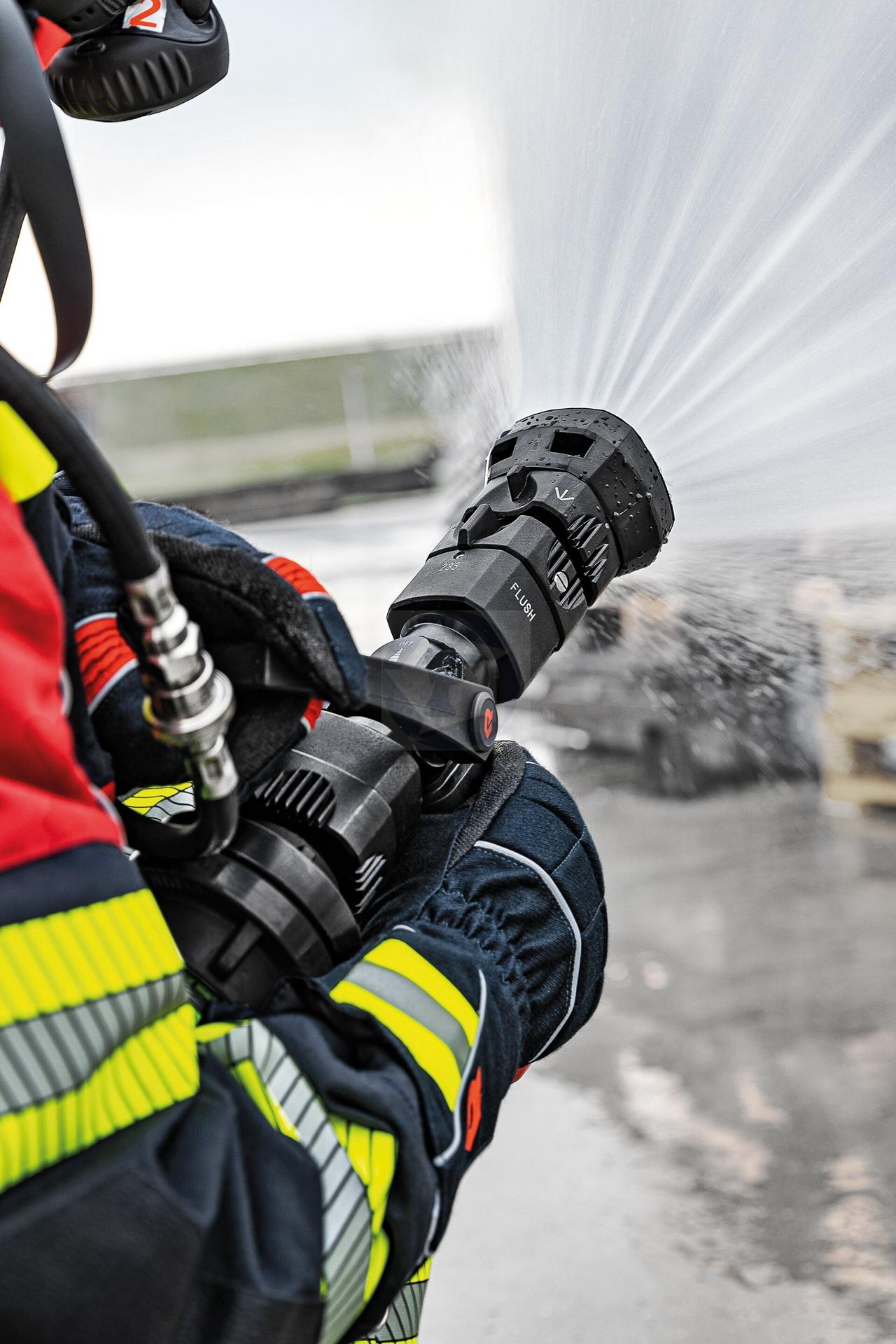 Prúdnica Rosenbauer RB RTE FX 400 EN C 52, 130-235-400 l/min.