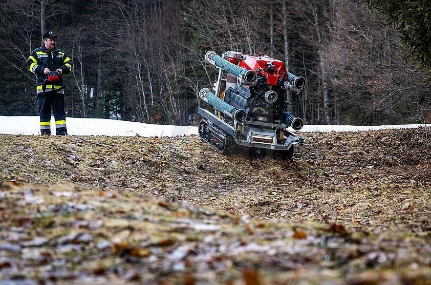Multifunkčný robot RTE Rosenbauer
