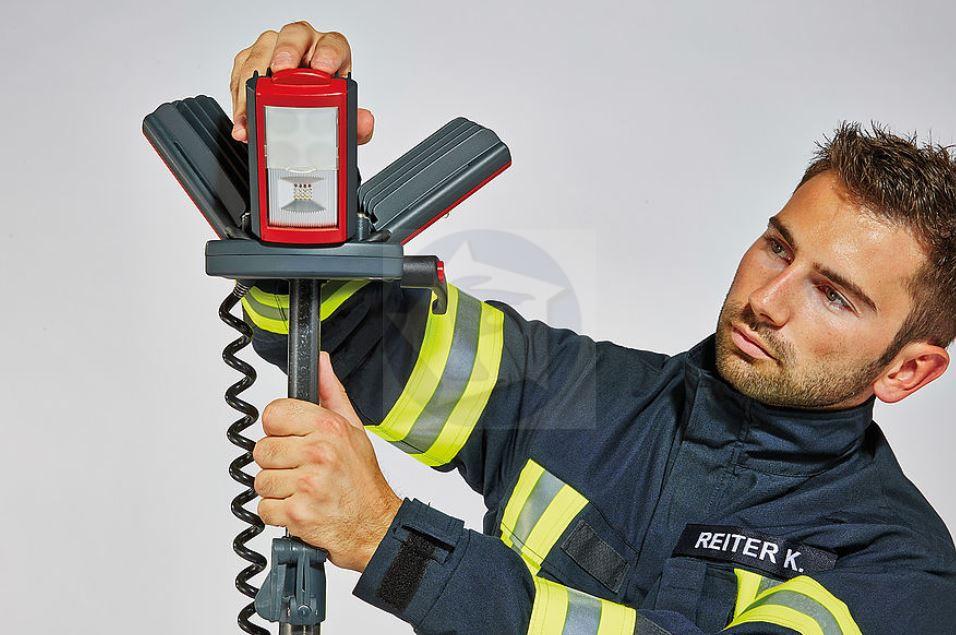 Prenosný osvetľovací systém Rosenbauer RLS1000 - olovená batéria