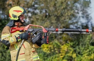 Rezacie a hasiace zariadenie Rosenbauer RFC CUTTEX